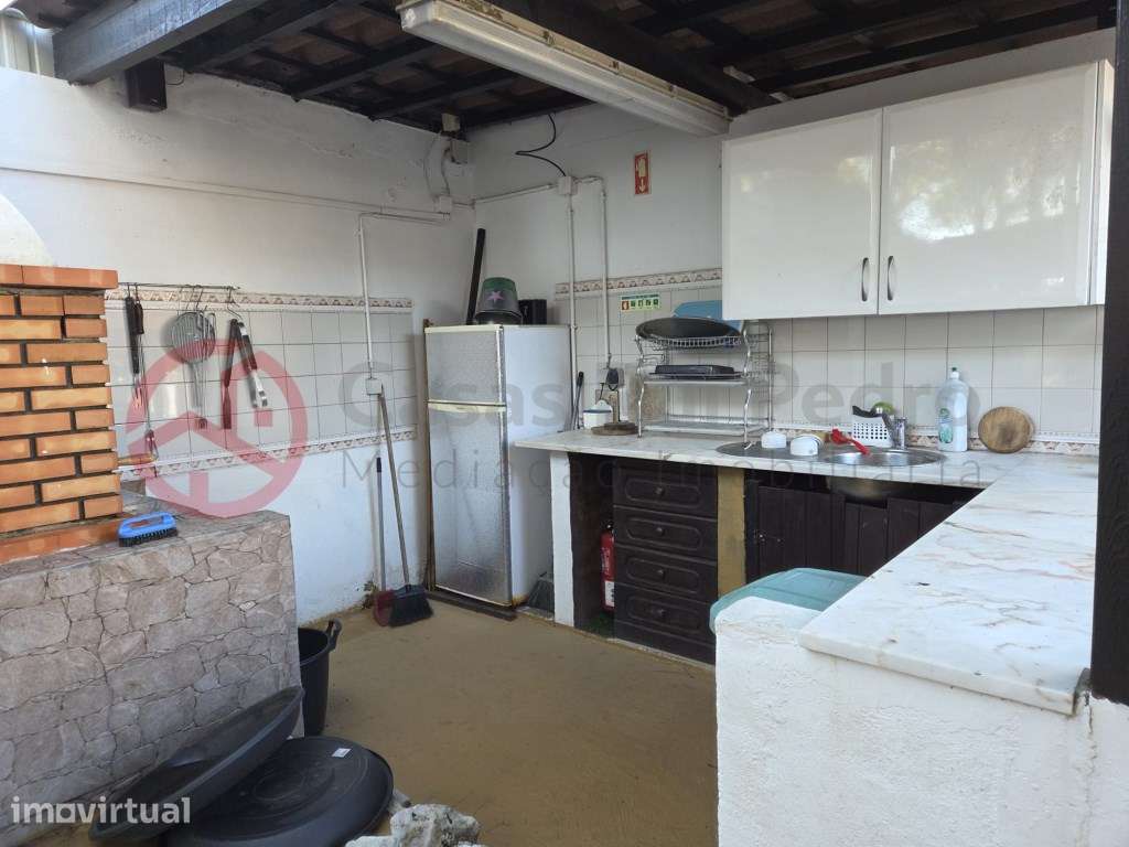 Moradia ou Hostel de Alojamento Local, na Charneca da Caparica - Grande imagem: 3/39