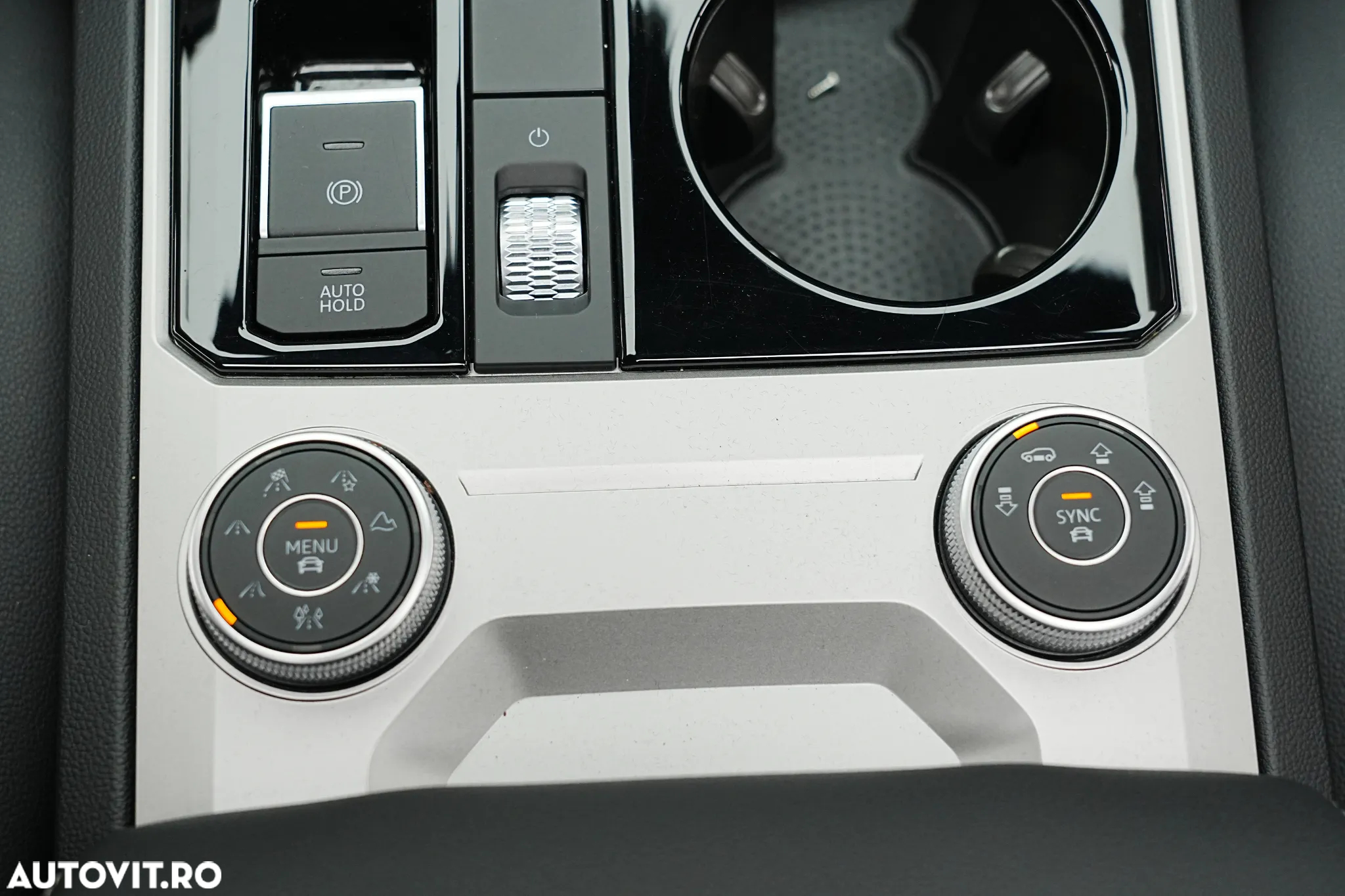 Volkswagen Touareg V6 TSI eHybrid PHEV R - 34