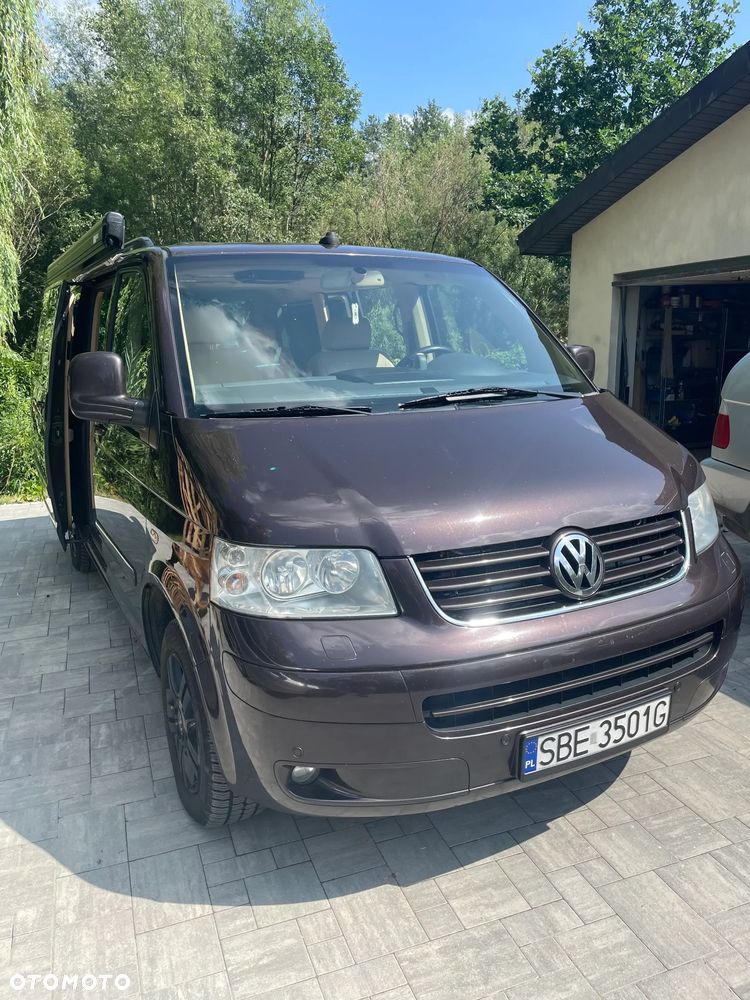 Volkswagen Multivan - 2
