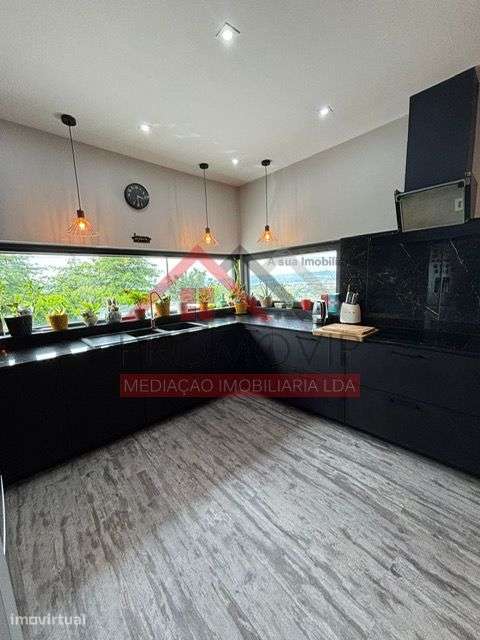 Moradia T3 RENOVADA - Grande imagem: 3/16