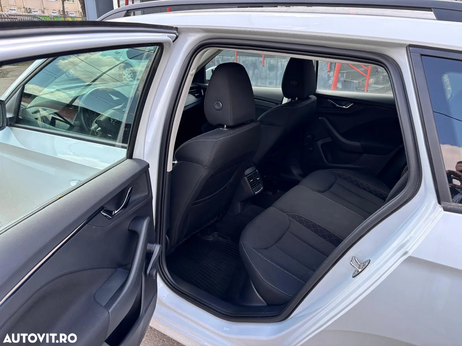 Skoda Kamiq 1.0 TSI Style - 10