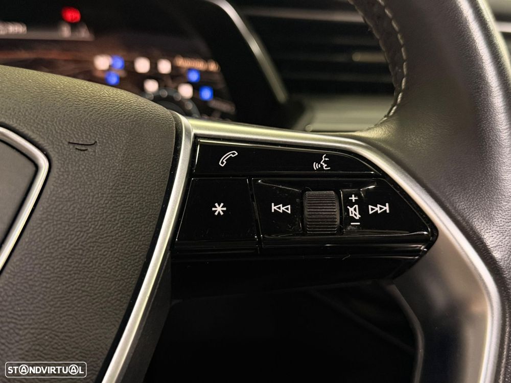 Audi e-tron 50 quattro S line - 37