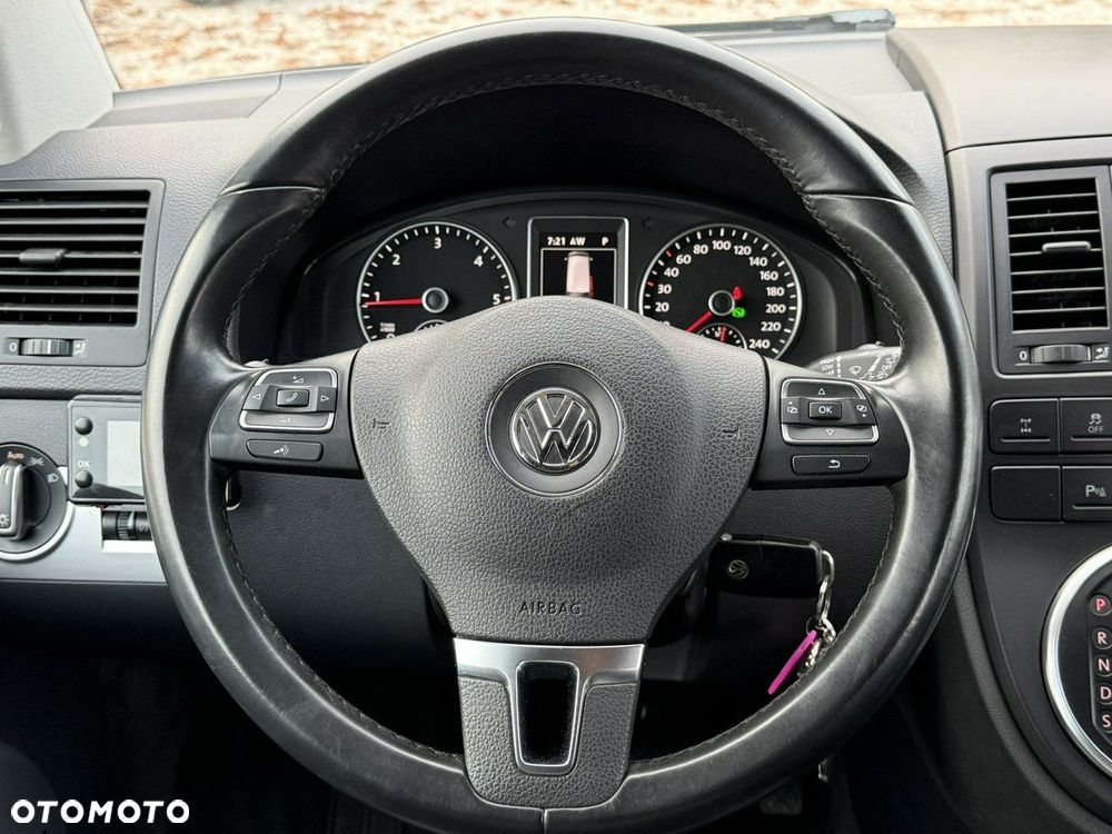 Volkswagen Multivan - 27