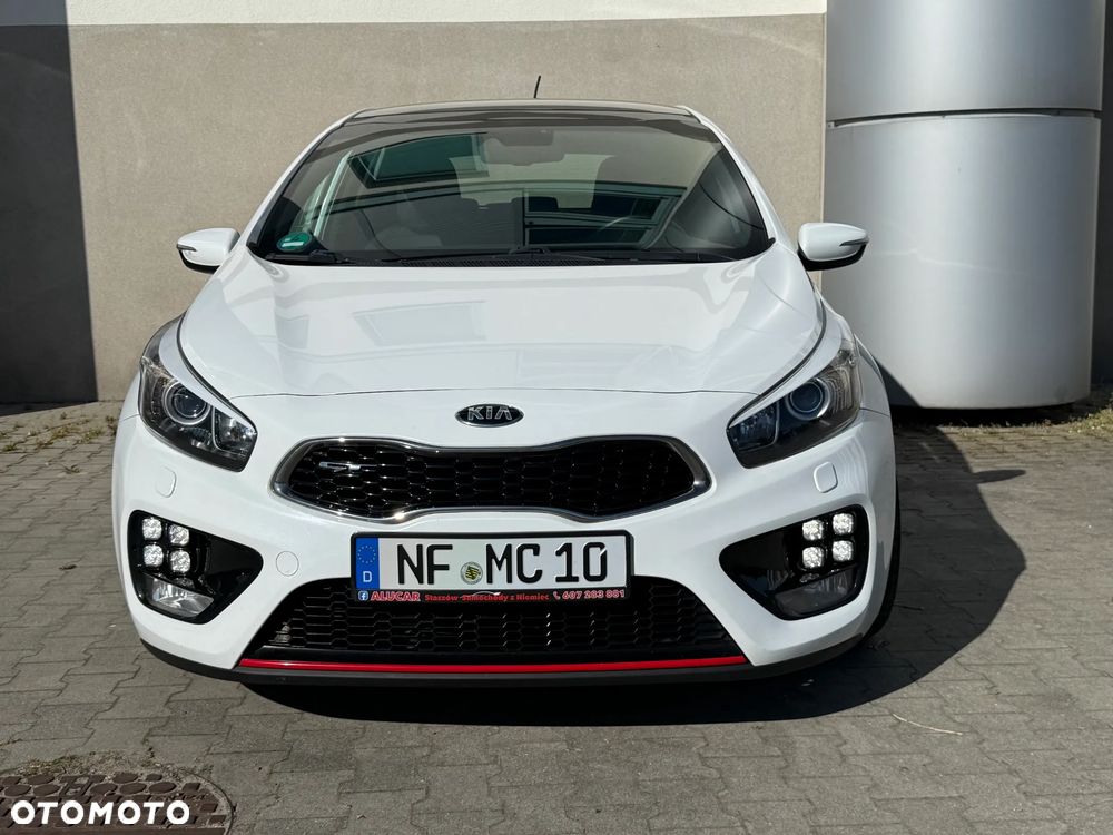 Kia Ceed 1.6 T-GDI GT-Track - 10