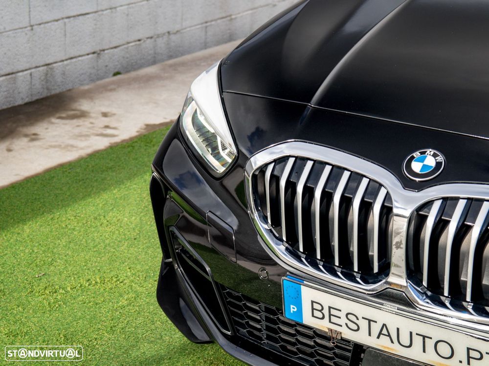 BMW 116 d Pack Desportivo M - 17