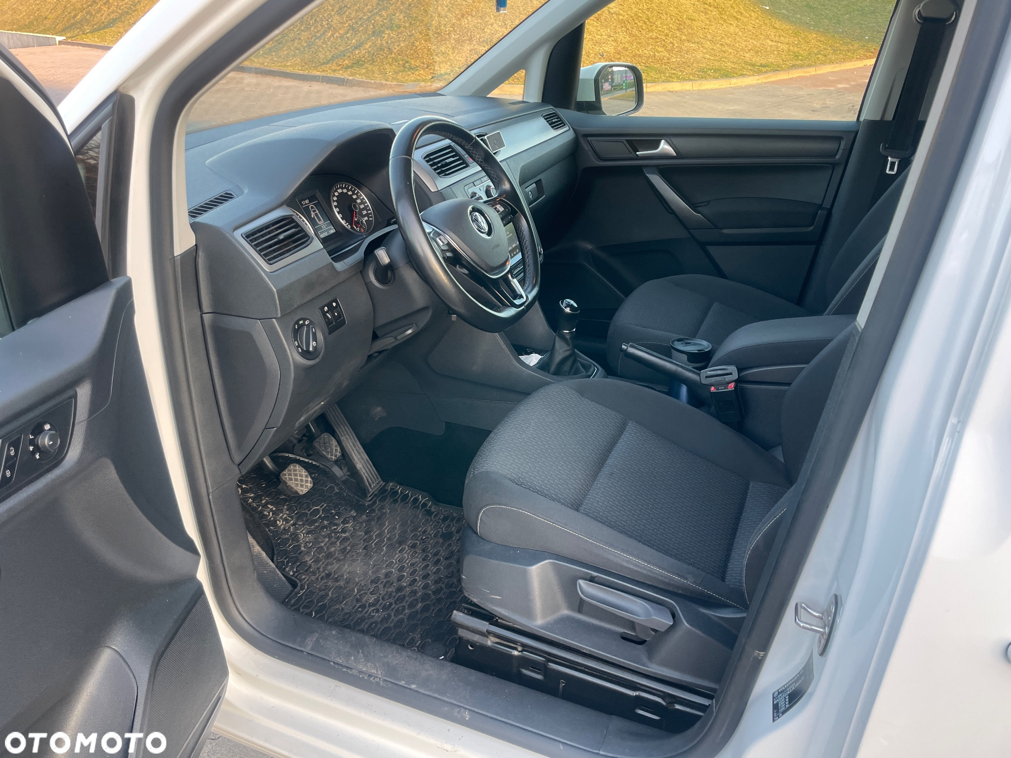 Volkswagen Caddy 2.0 TDI (5-Si.) Trendline Blue Motion - 17