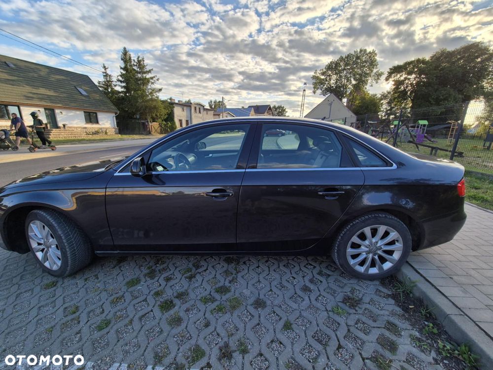 Audi A4 Limousine - 18