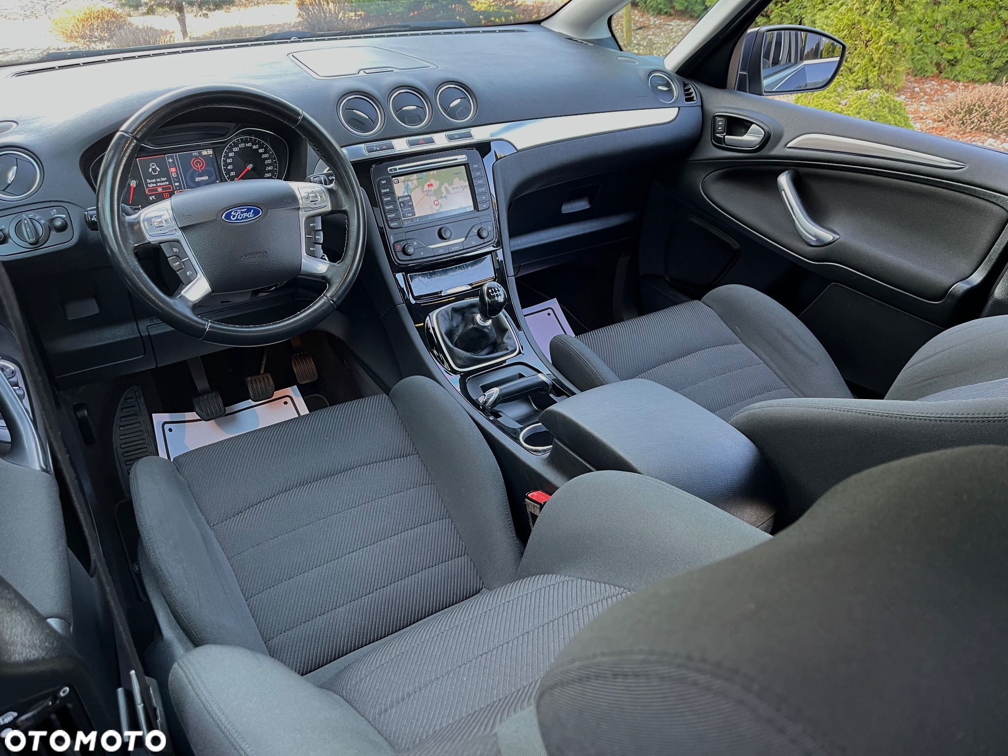 Ford S-Max 2.0 TDCi DPF Ambiente - 28