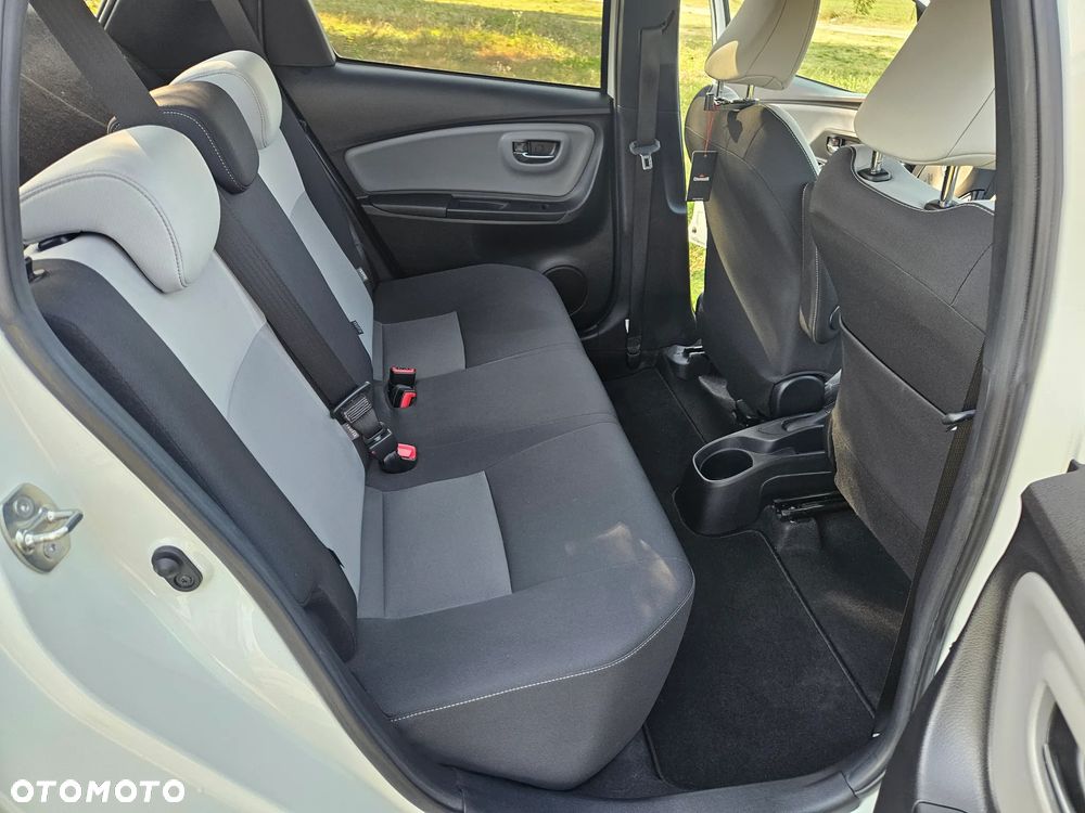Toyota Yaris - 18