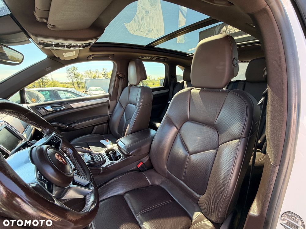 Porsche Cayenne S Tiptronic S - 28