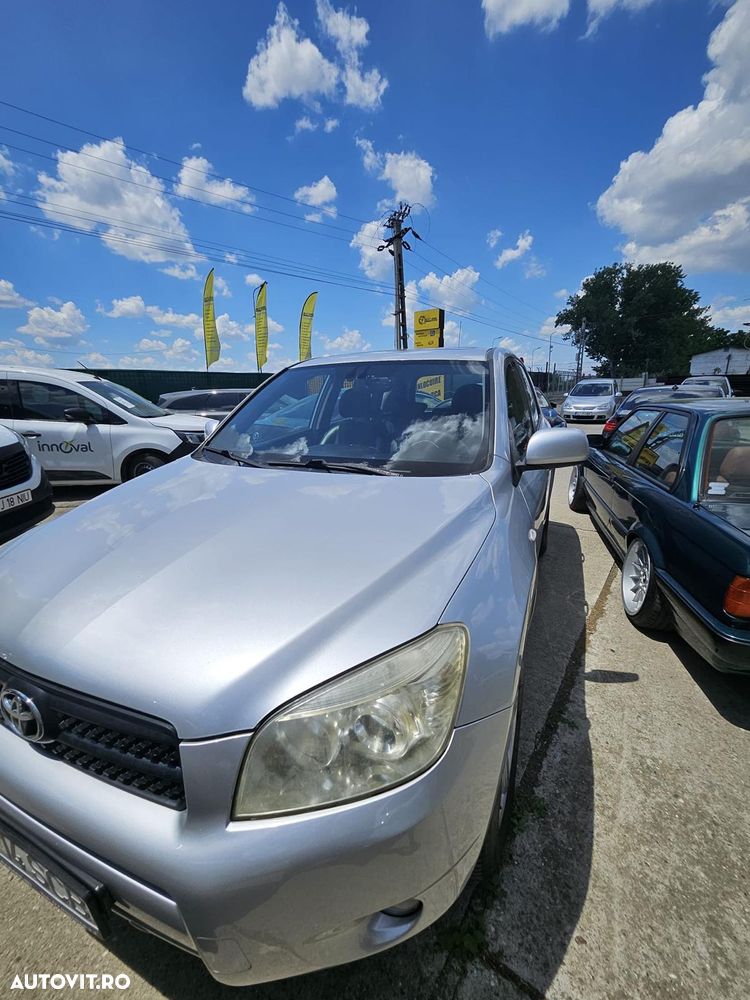 Toyota RAV4 2.0 Aut Executive - 1