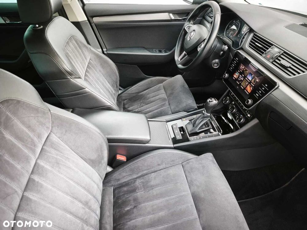 Skoda Superb 2.0 TDI 4x4 Style DSG - 17
