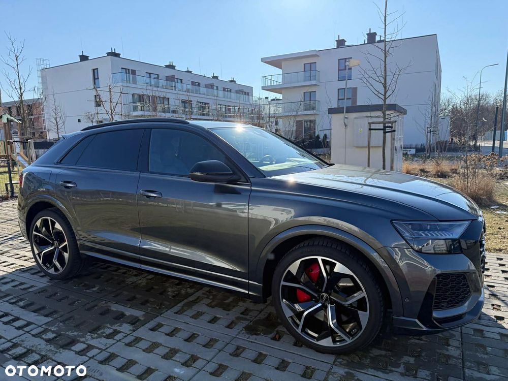 Audi RS Q8 - 3