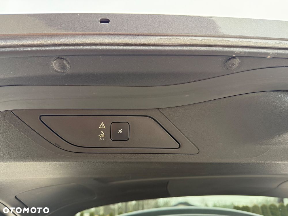 Citroën C4 SpaceTourer 1.5 BlueHDi Rip Curl S&S EAT8 - 22