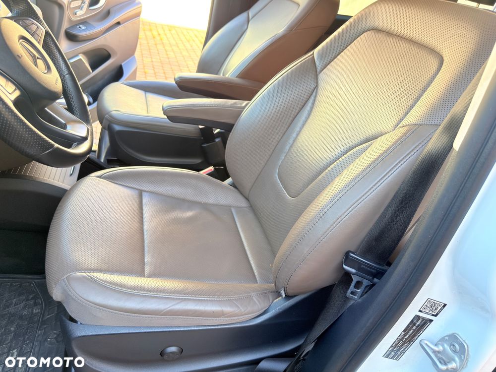Mercedes-Benz Klasa V 300 d 4-Matic Avantgarde 9G-Tronic (ekstra d³) - 12
