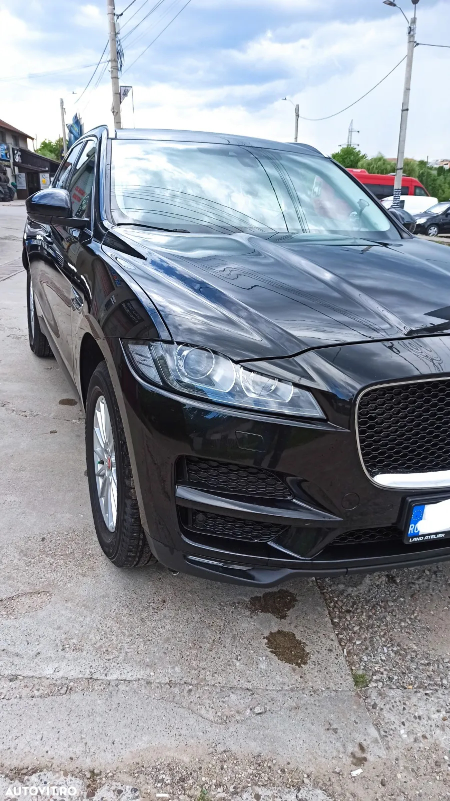 Jaguar F-Pace 25d AWD Pure - 12