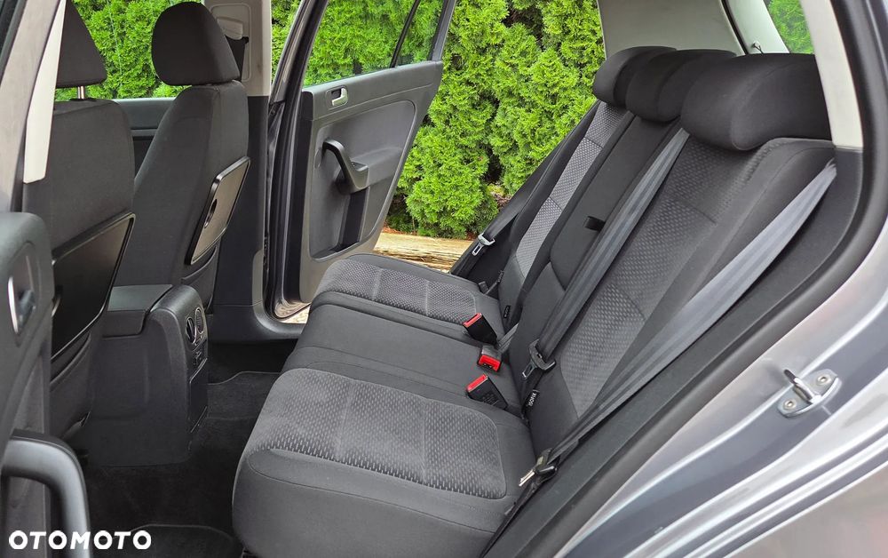 Volkswagen Golf Plus - 18