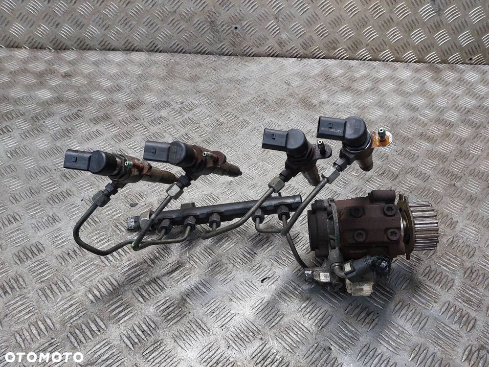 POMPA WTRYSKOWA + WTRYSKIWACZE KOMPLET VOLVO S60 II 1.6 D 9802448680 - 6