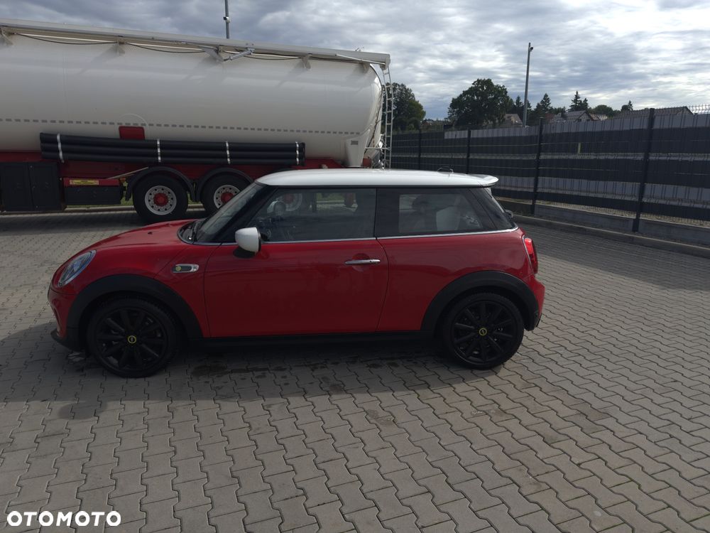MINI Cooper SE - 8
