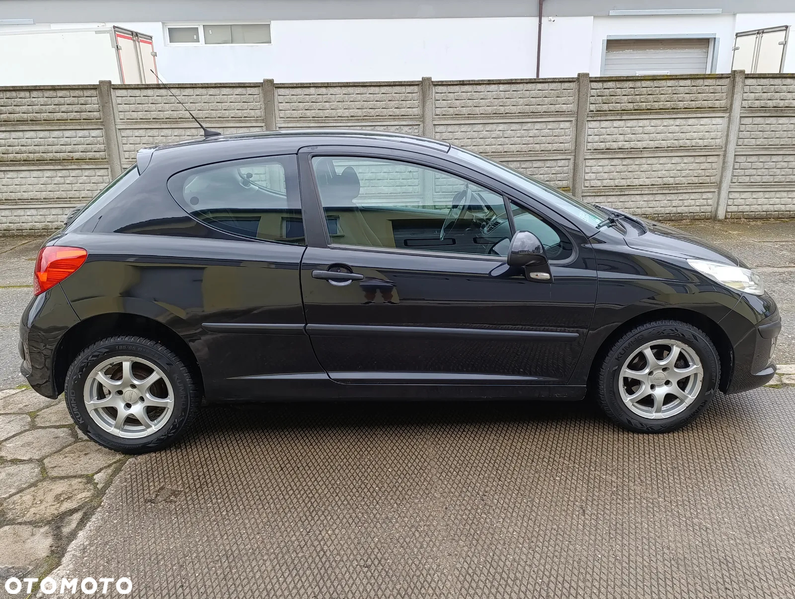 Peugeot 207 - 15