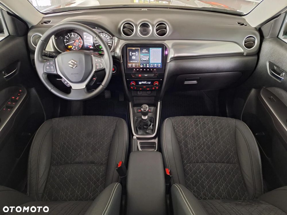 Suzuki Vitara 1.4 Boosterjet mHEV Elegance 2WD - 11