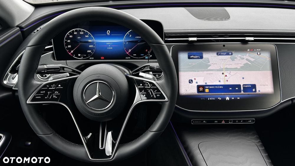 Mercedes-Benz Klasa E - 14