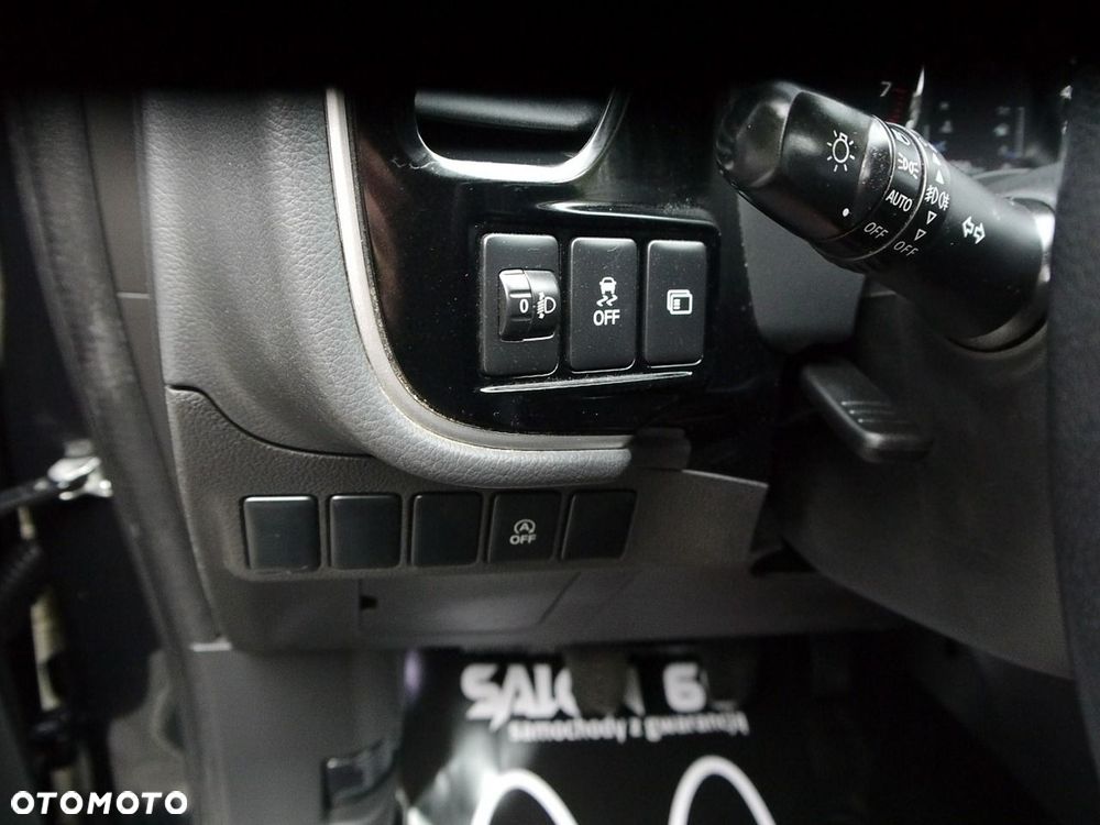 Mitsubishi Outlander 2.0 2WD Active - 33