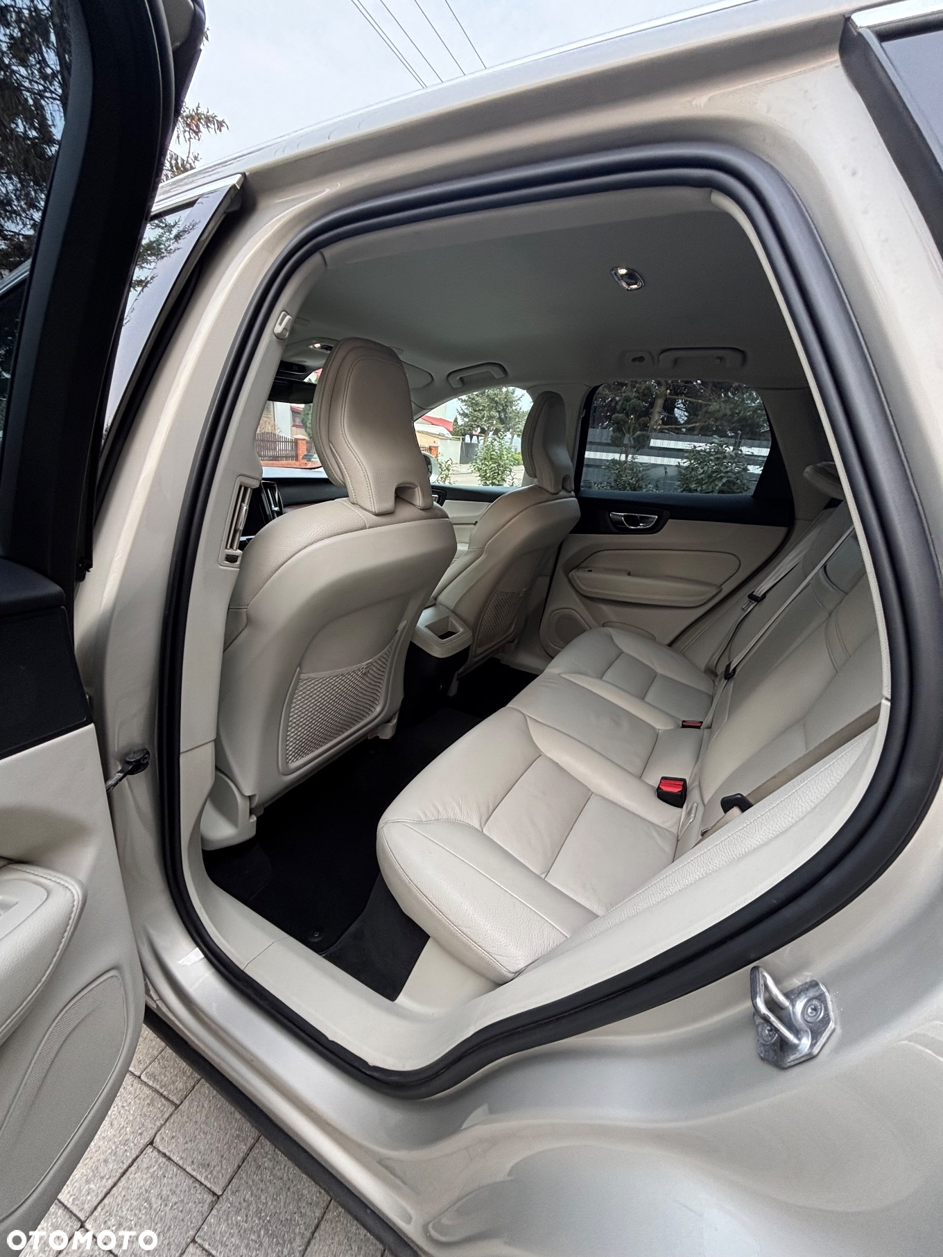 Volvo XC 60 D4 AWD Inscription - 13