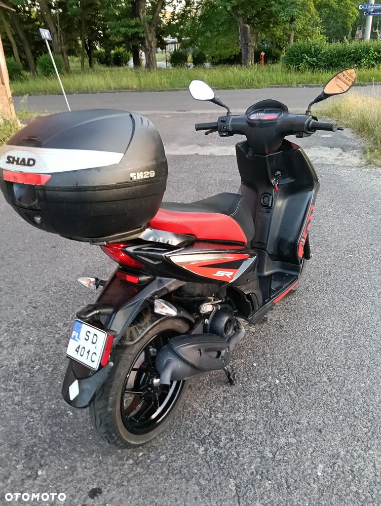 Aprilia SR - 9
