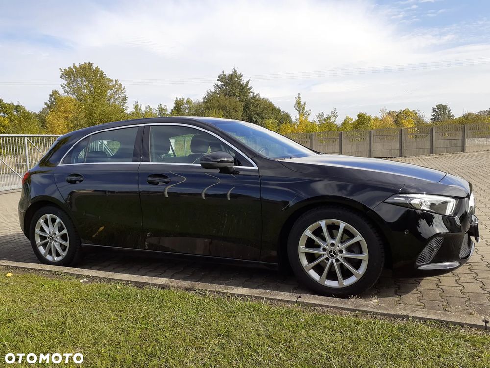 Mercedes-Benz Klasa A 180 Edition 1 7G-DCT - 9