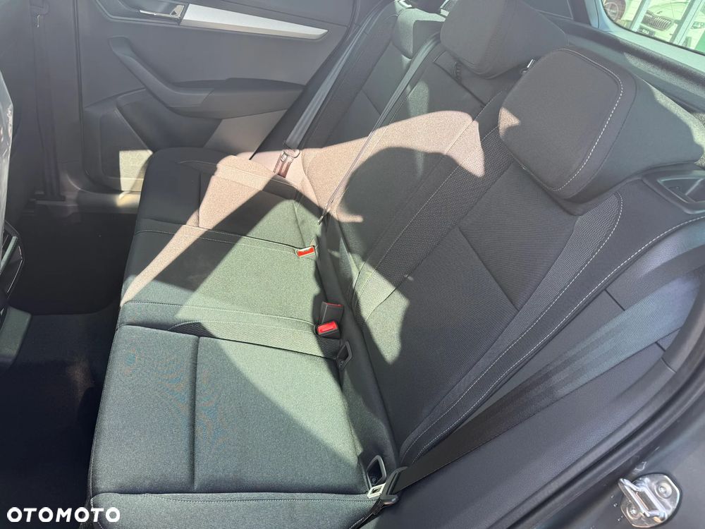 Skoda Karoq 1.5 TSI ACT Edition 130 DSG - 9