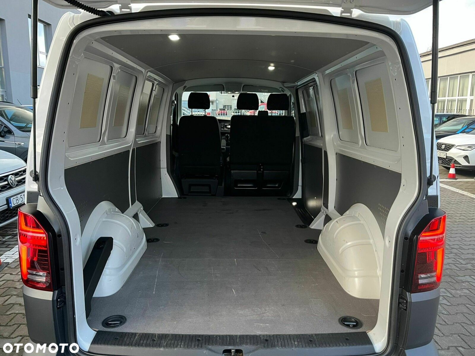 Volkswagen Transporter FURGON - 9