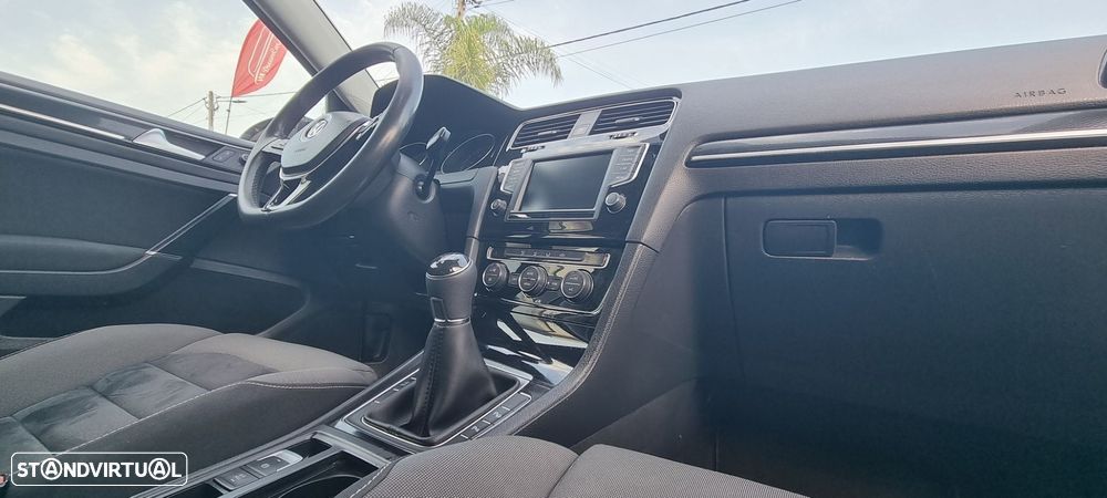 VW Golf 1.6 TDi BlueMotion Trendline - 30