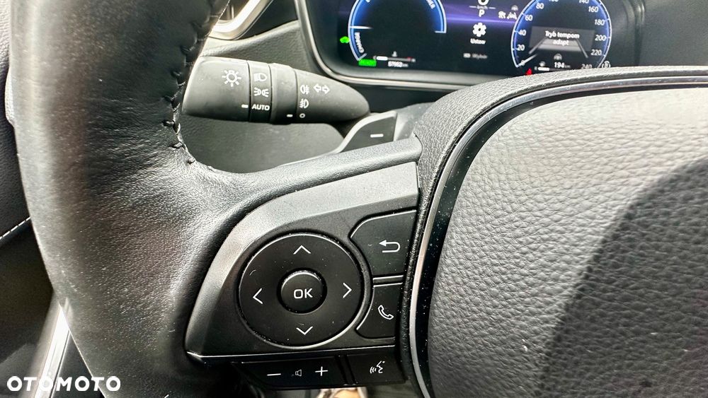 Toyota Corolla 2.0 Hybrid Style - 20