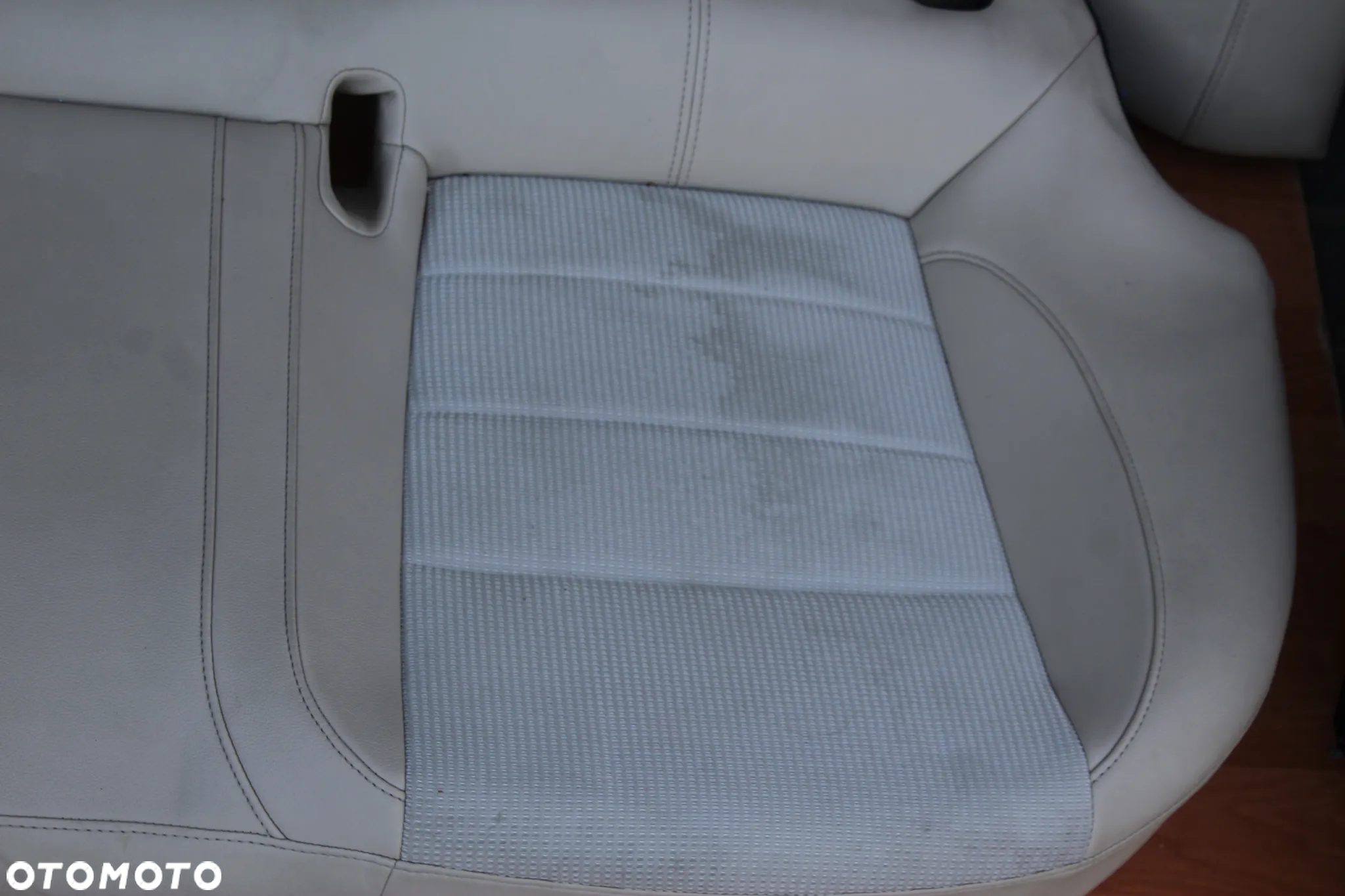 FOTELE KANAPY BOCZKI JASNA PÓŁ SKÓRA OPEL INSIGNIA A HATCHBACK SEDAN KOMBI EUROPA - 11