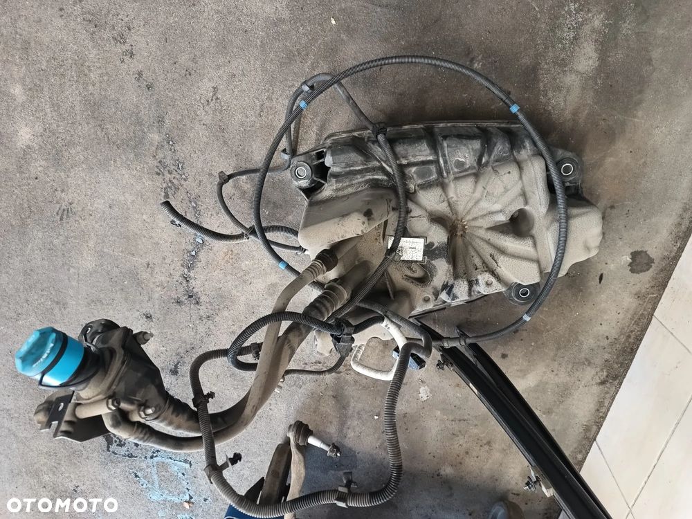 OPEL INSIGNIA B II ZBIORNIK ADBLUE KOMPLETNY 84692868 - 1