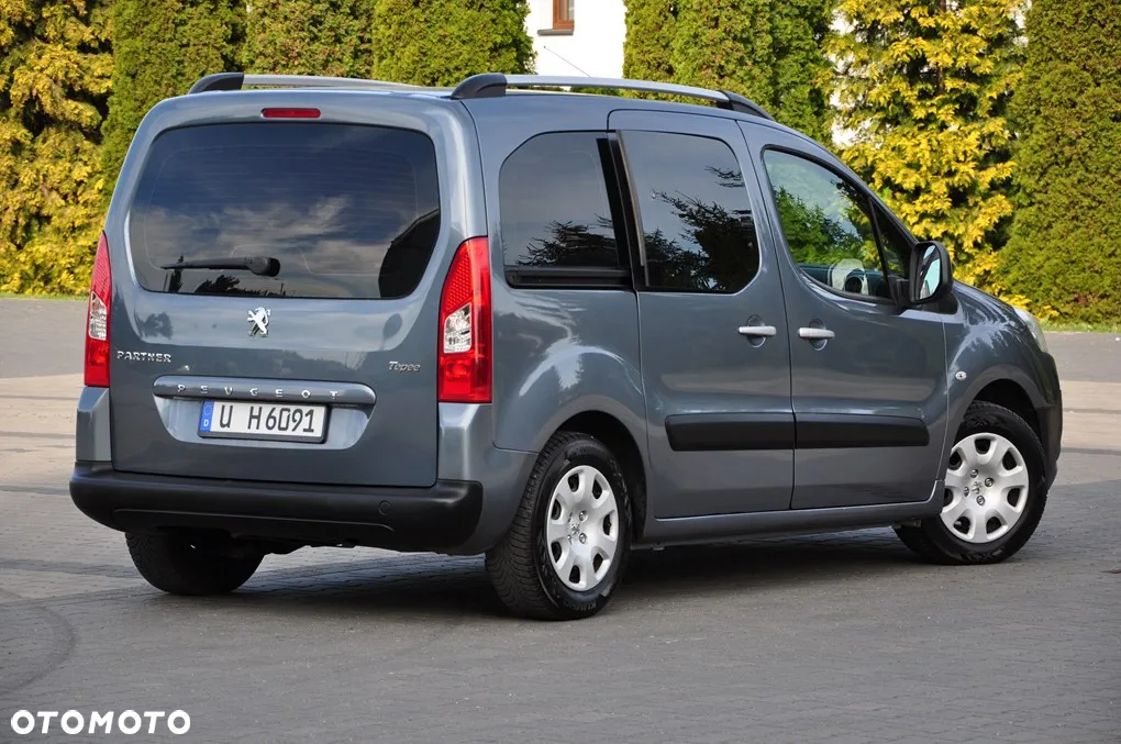 Peugeot Partner Tepee 90 Family - 15