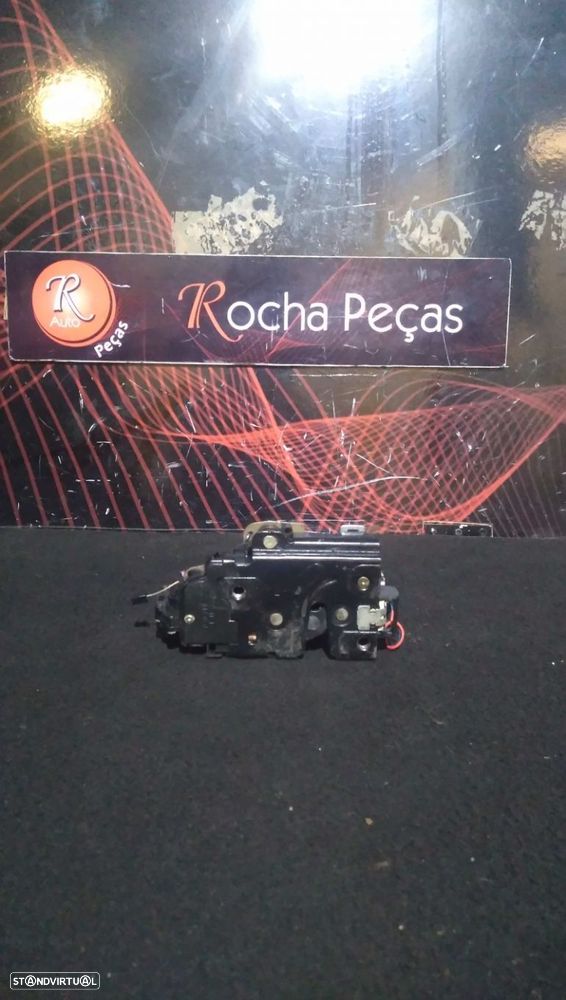 Fecho Da Porta Frente Dto Audi A4 (8E2, B6) - 1