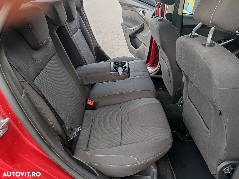 Ford Focus 1.6 Ti-VCT Titanium - 18