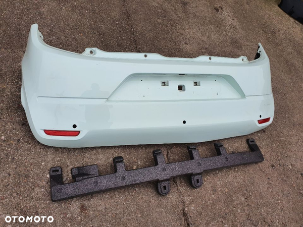 Renault Twingo 3 III lifting 19- zderzak tylny odblask pianka absorber