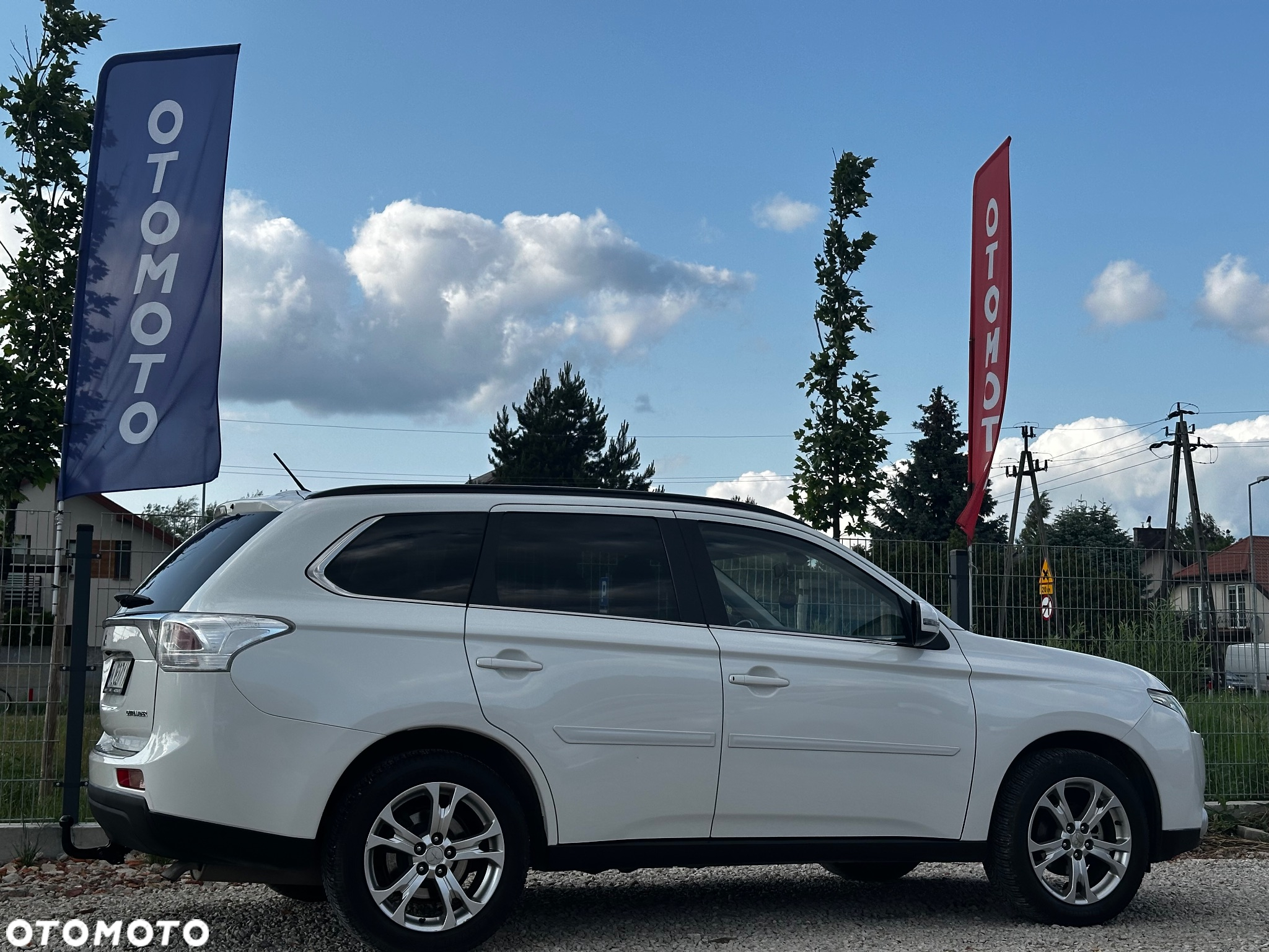Mitsubishi Outlander 2.0 Intense + - 15