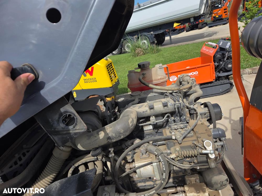 Hamm HAMM HD10, 2021, 477h, 2,5 tone, latime tambur 1m, motor KUBOTA 25CP, produs in Germania, lungime 2,5m, viteza 10km/h, intoarce in 2,5m, CA NOU, posibilitate leasing 4 ani -PROMOTIE 19.900 EUR+Tva - 19