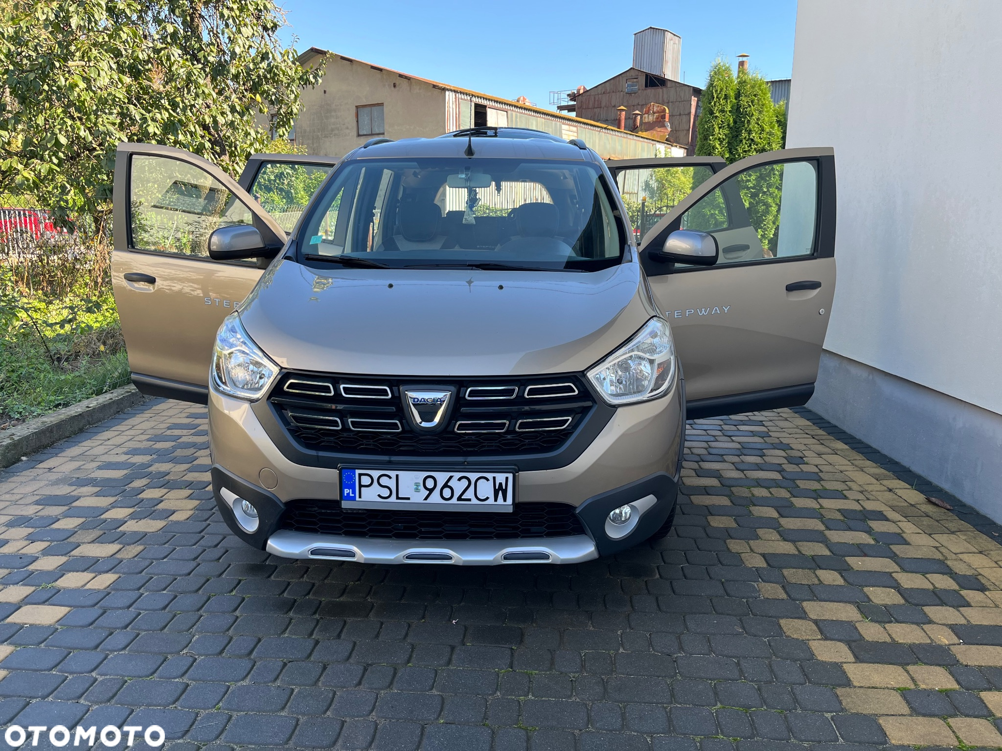 Dacia Lodgy Blue dCi 115 (7-Sitzer) Stepway Selection Blue - 11