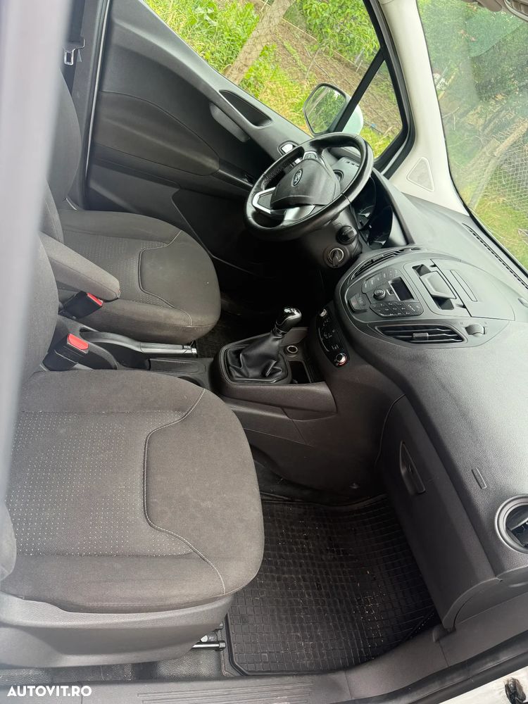 Ford Transit Courier 1.5 TDCi - 4