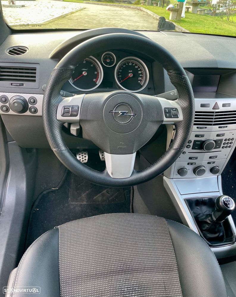 Opel Astra GTC 1.3 CDTI - 12