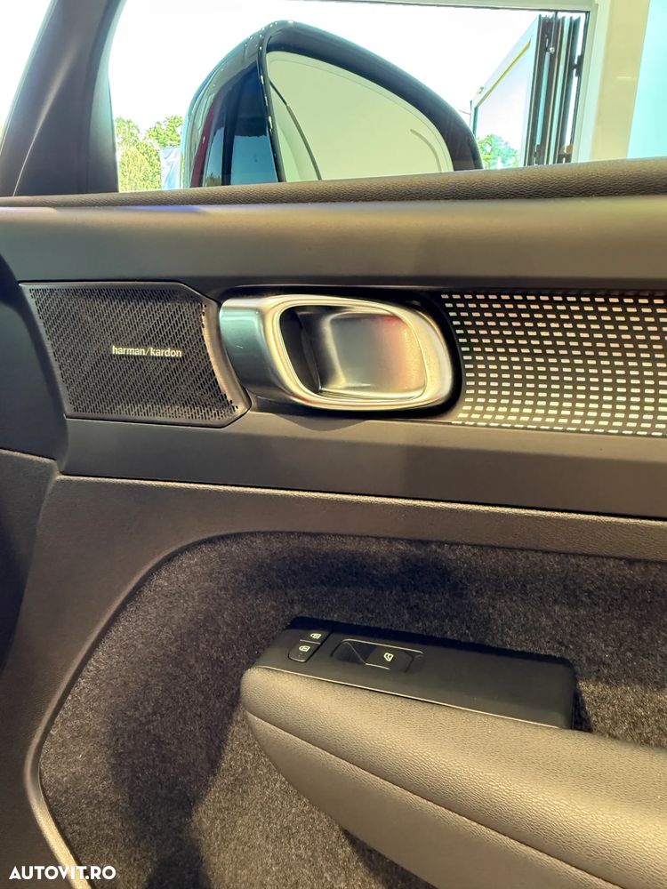 Volvo XC 40 - 23