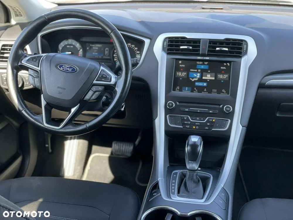 Ford Mondeo 2.0 TDCi Ambiente PowerShift - 4