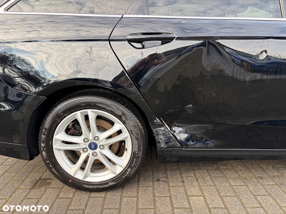 Ford Mondeo 2.0 EcoBlue Titanium - 21