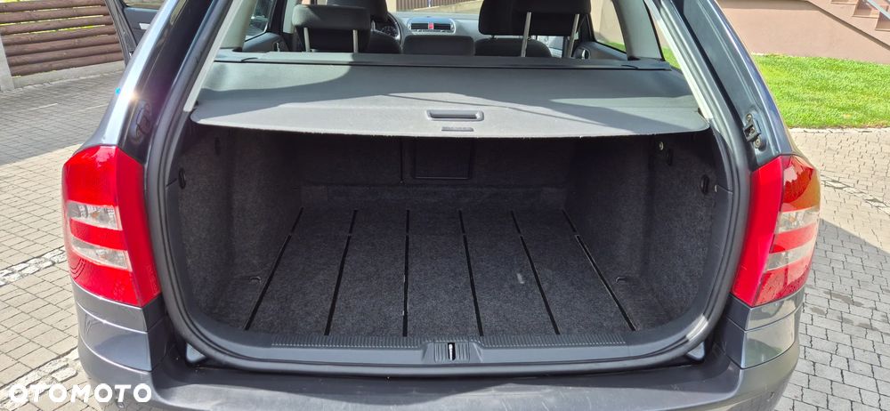 Skoda Octavia 2.0 TDI Elegance - 21