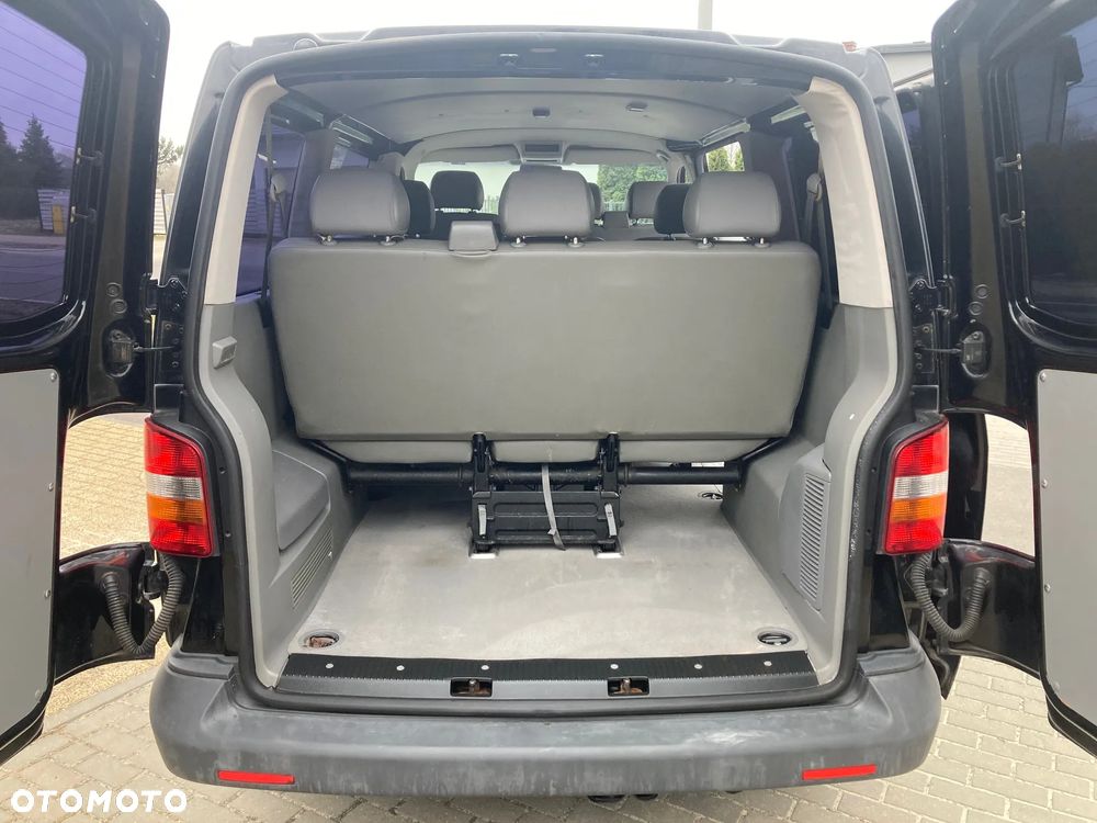 Volkswagen Transporter - 11